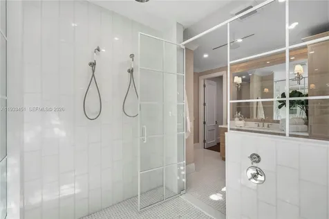 43 N Beach Road Jupiter Island FL 33455
