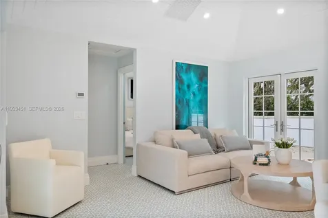 43 N Beach Road Jupiter Island FL 33455