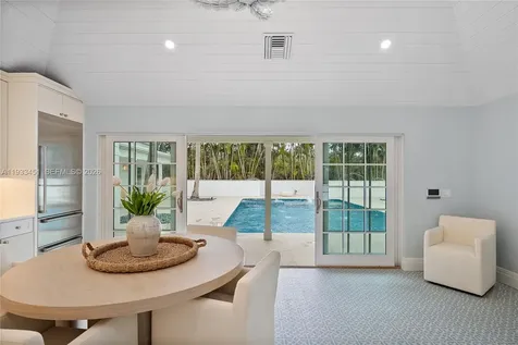 43 N Beach Road Jupiter Island FL 33455