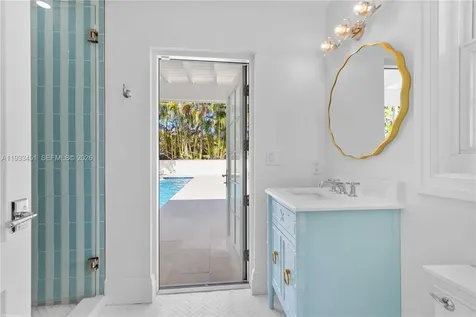 43 N Beach Road Jupiter Island FL 33455