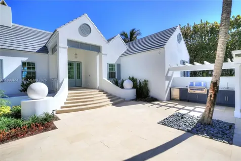 43 N Beach Road Jupiter Island FL 33455