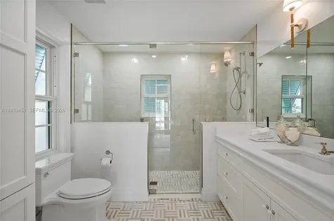 43 N Beach Road Jupiter Island FL 33455