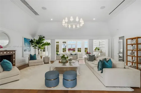 43 N Beach Road Jupiter Island FL 33455