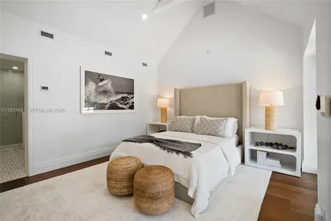 43 N Beach Road Jupiter Island FL 33455