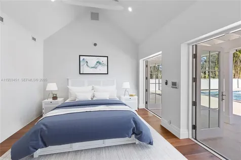 43 N Beach Road Jupiter Island FL 33455