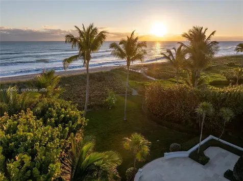 43 N Beach Road Jupiter Island FL 33455