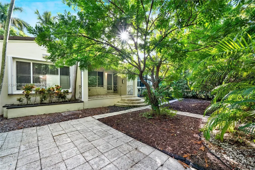 3415 Royal Palm Avenue Miami Beach FL 33140