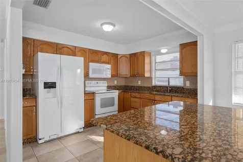 1705 State Road 37 S Other City - In The State Of Florida FL 33860