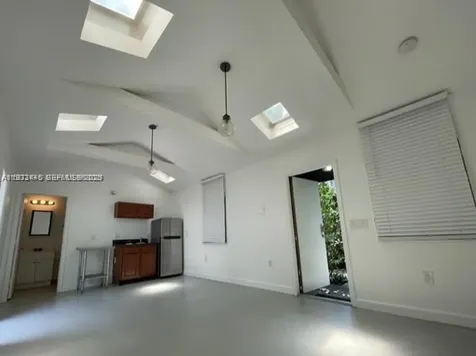 118 NW 24th Street Miami FL 33127
