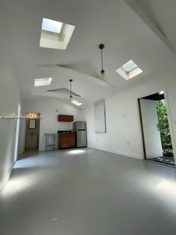 118 NW 24th Street Miami FL 33127