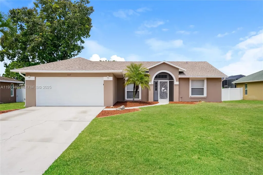 667 SW Seagull Terrace Port St. Lucie FL 34953