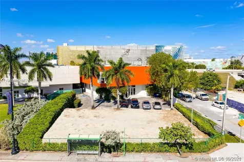 3620 NE Miami Place Miami FL 33137