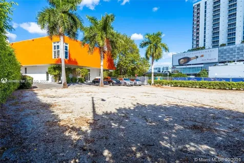 3620 NE Miami Place Miami FL 33137