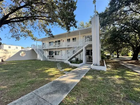 251 Hibiscus Drive Miami Springs FL 33166