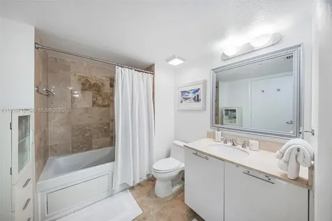 1800 N Bayshore Drive Miami FL 33132
