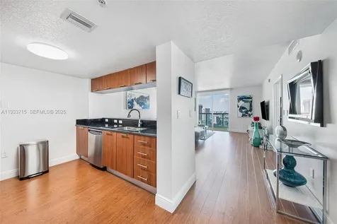 1800 N Bayshore Drive Miami FL 33132