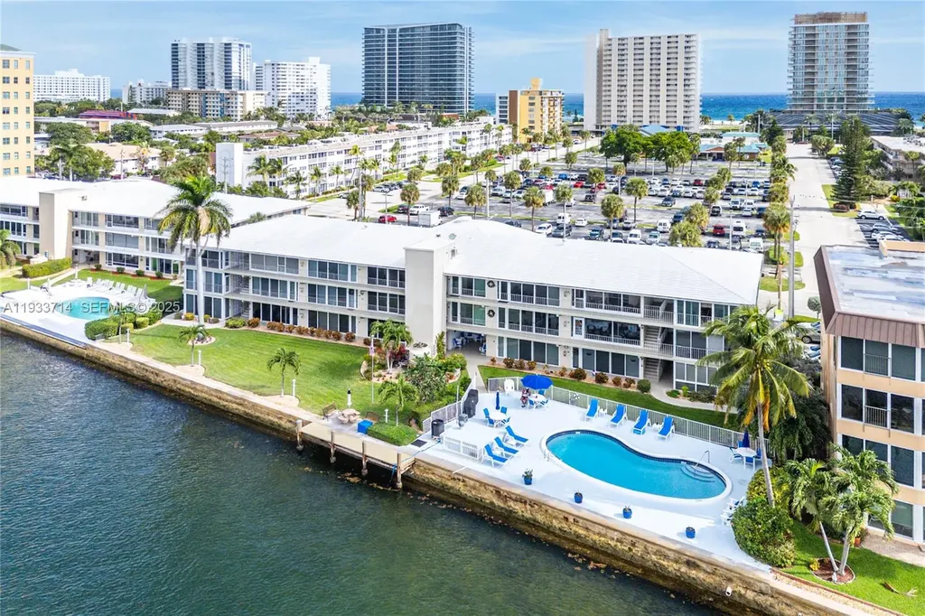 743 N Riverside Drive Pompano Beach FL 33062
