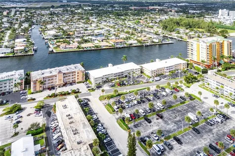 743 N Riverside Drive Pompano Beach FL 33062