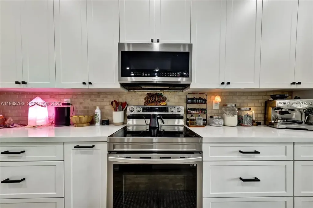 8519 Ramblewood Drive Coral Springs FL 33071