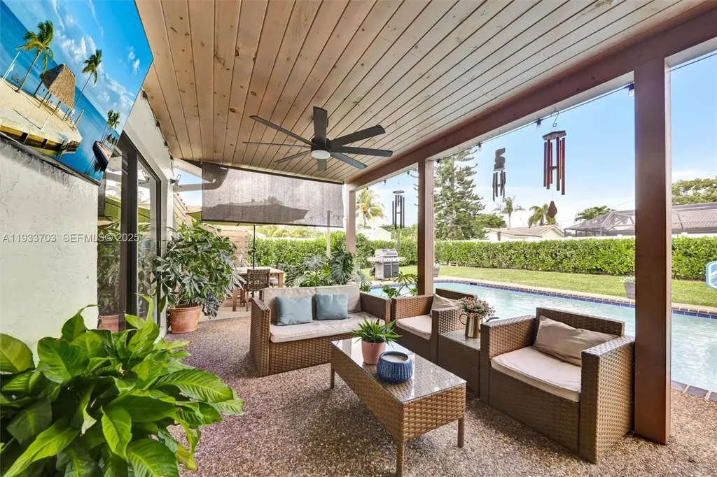 8519 Ramblewood Drive Coral Springs FL 33071