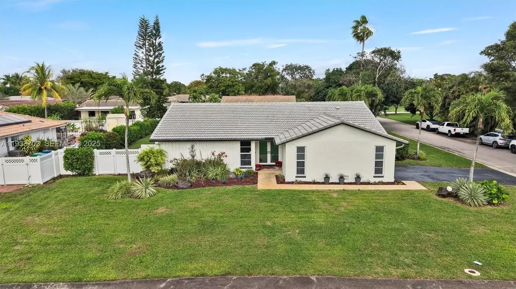 8519 Ramblewood Drive Coral Springs FL 33071