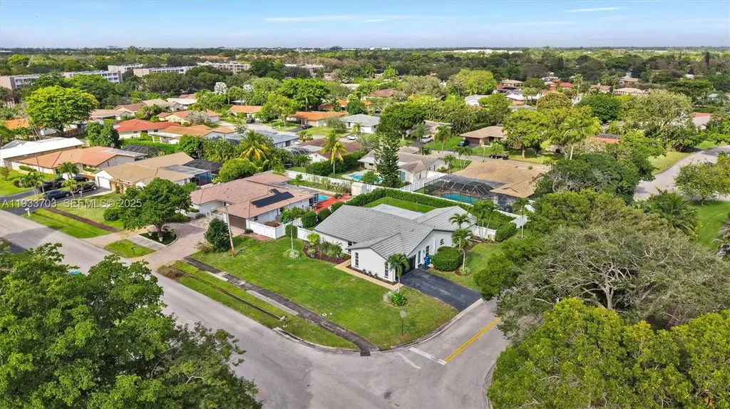 8519 Ramblewood Drive Coral Springs FL 33071