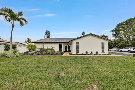 8519 Ramblewood Drive Coral Springs FL 33071