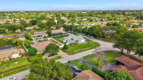 8519 Ramblewood Drive Coral Springs FL 33071