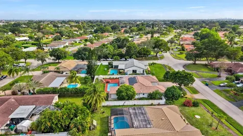 8519 Ramblewood Drive Coral Springs FL 33071