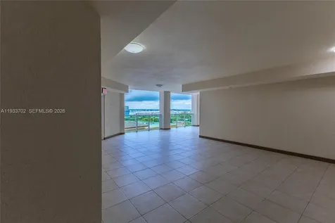 3330 NE 190th Street Aventura FL 33180
