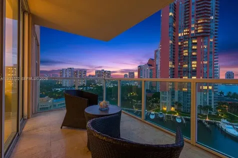 3330 NE 190th Street Aventura FL 33180