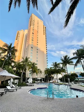 3330 NE 190th Street Aventura FL 33180