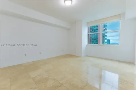 3330 NE 190th Street Aventura FL 33180