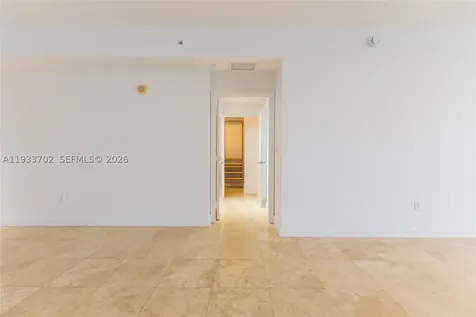 3330 NE 190th Street Aventura FL 33180
