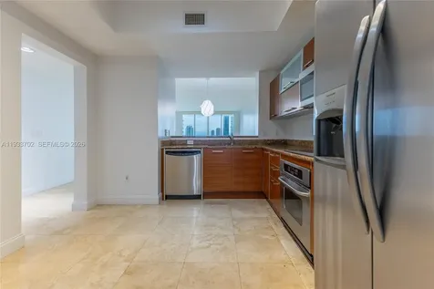 3330 NE 190th Street Aventura FL 33180