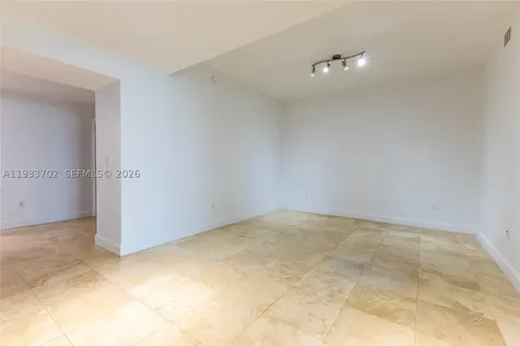3330 NE 190th Street Aventura FL 33180