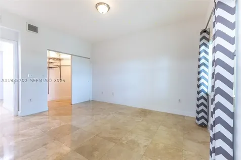 3330 NE 190th Street Aventura FL 33180