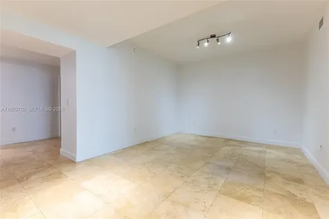 3330 NE 190th Street Aventura FL 33180