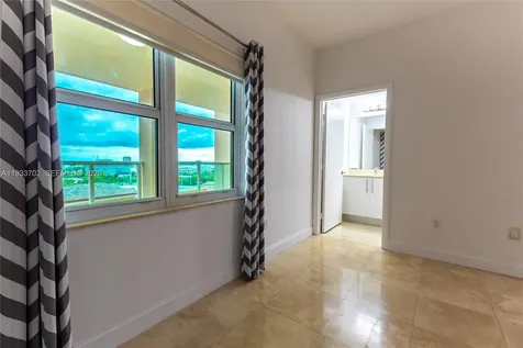 3330 NE 190th Street Aventura FL 33180