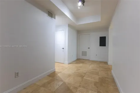 3330 NE 190th Street Aventura FL 33180