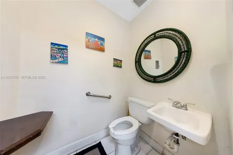 242 NW 12th Avenue Miami FL 33128