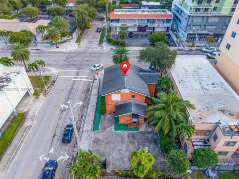 242 NW 12th Avenue Miami FL 33128