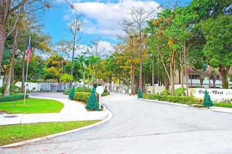 3074 S Oakland Forest Drive Oakland Park FL 33309