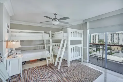 6767 Collins Miami Beach FL 33141
