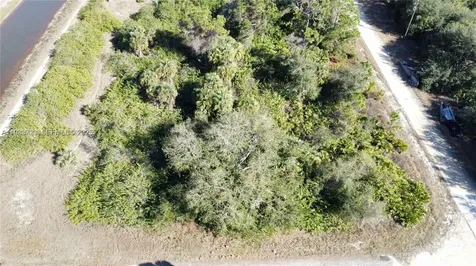 7502 Joan Avenue N Lehigh Acres FL 33971