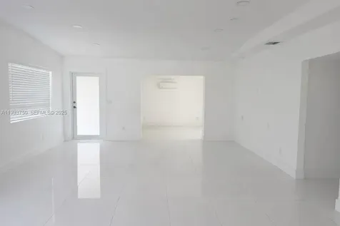5250 SW 115th Avenue Miami FL 33165
