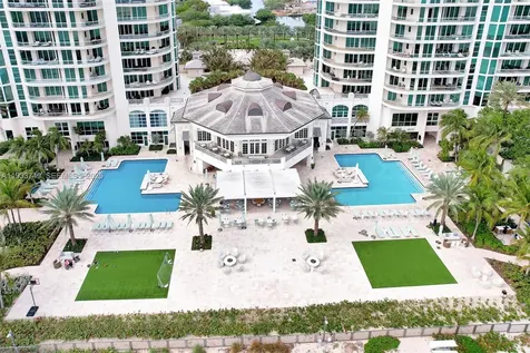 16051 Collins Avenue Sunny Isles Beach FL 33160