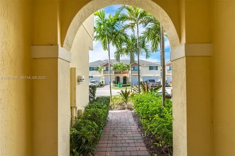 4652 Horseshoe Circle Davie FL 33328