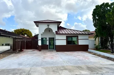 7185 W 30th Lane Hialeah FL 33018