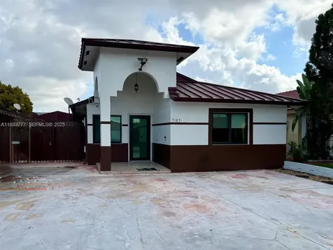 7185 W 30th Lane Hialeah FL 33018
